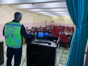 Jandarmadan Okul Servisi Şoförlerine Eğitim