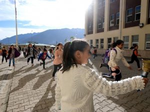 Yeni Yusufeli’nin Okullarında İlk Ders Zili Çaldı