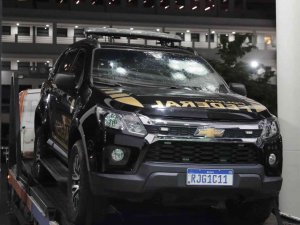 Brezilya’da Eski Milletvekili Polislere El Bombası Attı, 2 Polis Yaralandı