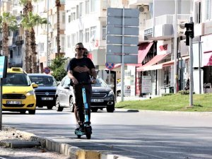 Antalya’da Scooter Faciası, Kullanıcılara Ders Olmadı