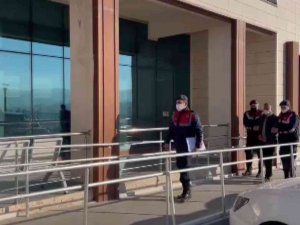 İ̇zmir’de Jasat Timleri Firari Suçlu Avında: 16 Hükümlü Yakalandı