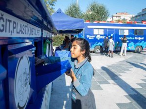 "Mavi Nefes" Eğitim Otobüsü Çanakkale’de