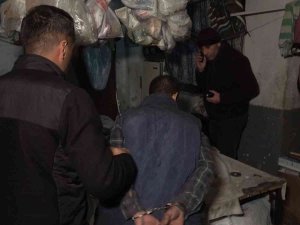 Hırsızlık Zanlısı Uyuya Kalınca Suçüstü Yakalandı