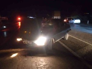 Otomobil Tıra Arkadan Çarptı: 1 Yaralı