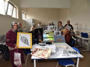 Çiviyi Sanatla Buluşturuyorlar