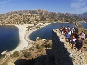 Doğaseverler, Latmos İçin Yürüdü