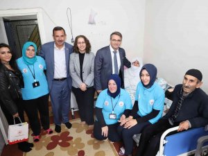 Yıldırım Vefa Sosyal Destek Ekipleri İhtiyaç Sahibi Yaşlıların Yanında
