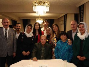 Cumhurbaşkanı Erdoğan, Silvan’da Özal’ın Oturduğu Koltukta Oturmak İstedi