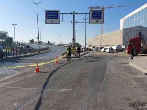 Küçükçekmece’de Çöken İstinat Duvarının Dolgu İşlemleri Sürüyor