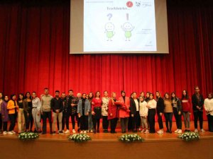 Nevü’de “Erken Çocuklukta Dil Gelişimi Ve İ̇ki Dillilik” Konulu Konferans Düzenlendi