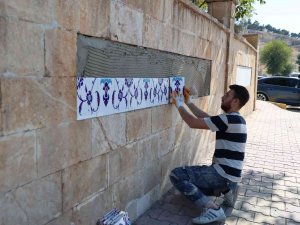 Mezarlıkta Çevre Düzenlemesi Başlatıldı