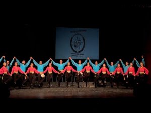 Paşa Halk Dansları Topluluğuna Uluslararası İki Ödül