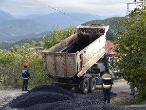 Karabük’te Köylere 19 Bin 200 Metre Asfalt Serildi