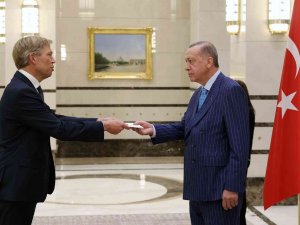 Hollanda’nın Ankara Büyükelçisi Wijnands, Cumhurbaşkanı Erdoğan’a Güven Mektubu Sundu