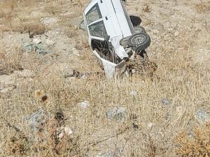 Niğde’de Otomobil Şarampole Uçtu: 1 Ölü, 1 Ağır Yaralı