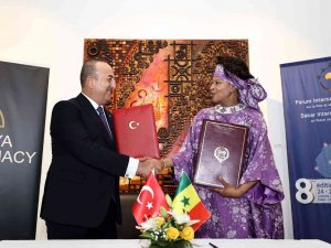 Antalya Diplomasi Forumu Ve Dakar Uluslararası Forumu Arasında Mutabakat Zaptı İmzalandı