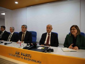 Bakan Kirişci: "2023 Gibi Önemli Bir Dönemece Yaklaşıyoruz. Bu Sadece Bir Seçim Değil, Türkiye’nin Yüzyılı Olacak"