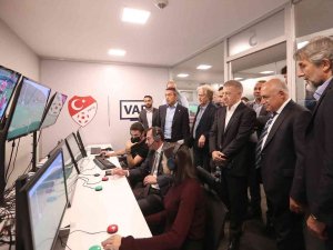 Tff’den Süper Lig Ve Tff 1. Lig Kulüplerine Var Bilgilendirme Toplantısı