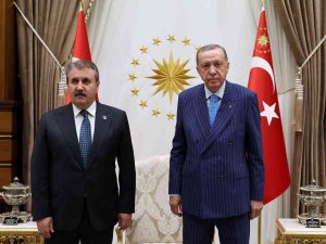 Cumhurbaşkanı Erdoğan, Bbp Genel Başkanı Destici İle Görüştü