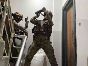 Evi Kameralarla Donatan Suç Çetesine Gece Operasyonu: 5 Gözaltı