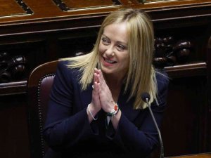 İ̇talya’da Meloni Hükümeti İlk Güvenoyunu Aldı