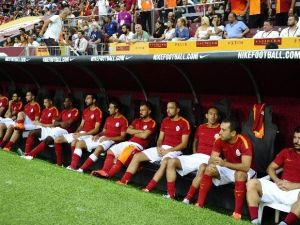 Galatasaray’da Yolcular Belli Oluyor