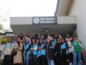 Öğrenciler Arkeoloji Müzesini Gezdi