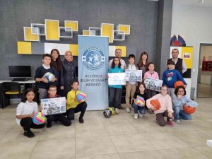 Keçiören’de Atık Pil Toplayan Okullara Hediyeleri Verildi