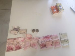 ‘Sakatım’ Diyerek Dilenen Şahıs Sulama Kanalından Koşarak Çıktı
