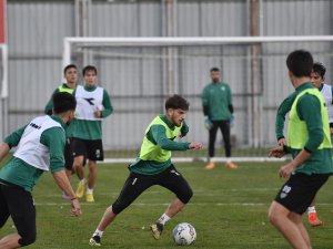 Bursaspor Çift Kale Maç Yaptı
