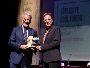 Nilüfer’de Şiir Dolu Gece