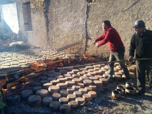 Mihalıççık Halk Merkezi Atölyesinde Tescilli “Sorkun Çömleği” Pişirildi