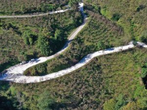 Altınordu’da Beton Yol Çalışmaları Sürüyor