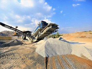 İ̇nşaat Atıkları Asfalt Malzemesine Dönüşüyor