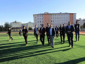 Vali Varol, Ağrı’da Yeni Semt Sahalarının Yapılması İçin Harekete Geçti