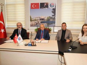 Türk Ve Suriyeli Girişimcilere Akademik Destek