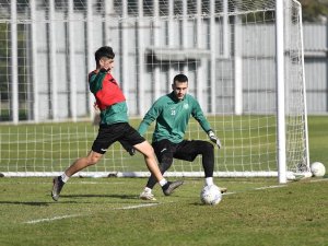 Bursaspor’da 24erzincanspor Maçı Hazırlıkları Devam Ediyor