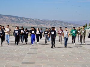 Çakü’de Dünya Yürüyüş Günü’nde Farkındalık Oluşturuldu