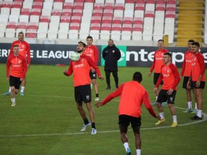 Cfr Cluj, Sivasspor Maçı Hazırlıklarını Tamamladı