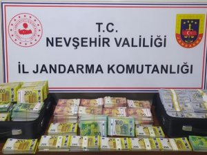 Nevşehir’de Bir Evde Çok Sayıda Sahte Döviz Ele Geçirildi