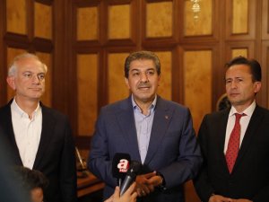 İ̇bb Meclisi Ak Parti Grubundan Başkan Yazıcı’ya Geçmiş Olsun Ziyareti