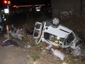 Hafif Ticari Aracın Kamyona Çarptığı Kazada Karı Koca Ağır Yaralandı