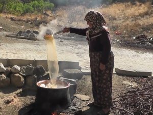 Kahramanmaraş’ta Sucuk Ve Bastık İçin Kazanlar Kaynıyor