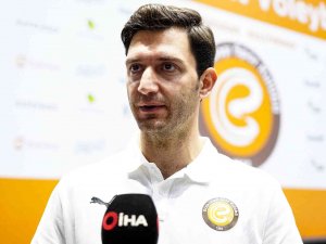 Ferhat Akbaş: “4 Kulvarda Da Kazanan Taraf Olmak İstiyoruz"
