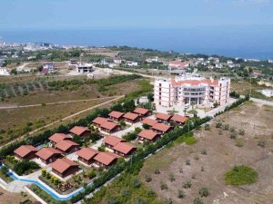 Bakan Yanık: “Küçük Ev Tipi Huzurevlerimizde Yaşlı Çiftlerimizin Kendilerini Evlerinde Hissetmelerini Sağlıyoruz”