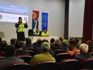 Öğrenci Servis Şoförlerine Seminer Verildi
