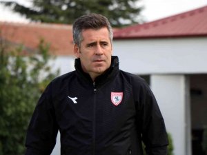 Hüseyin Eroğlu: “Formada Yazan Futbolcunun İsmi, Samsunspor Armasından Büyük Değildir”
