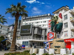 Büyükşehirden Öğrencilere 12,5 Milyon Tl Destek