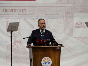 Bakan Kasapoğlu, Hitit Üniversitesi Akademik Yıl Açılışına Katıldı