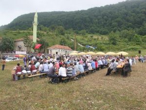 Bakan Yardımcısı Ceylan, 3 Köyün Asfalt Açılış Törenine Katıldı